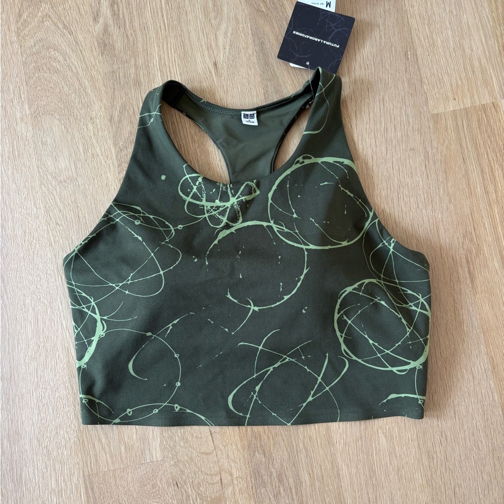 NWT Uniqlo AIRism Active Crop with Built-in Bra